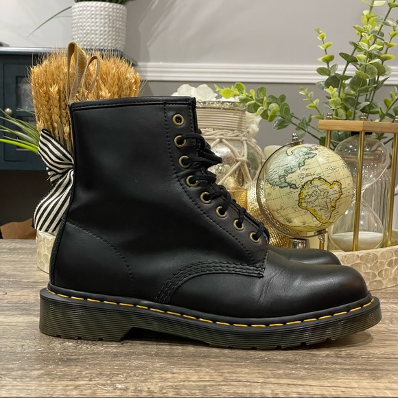 doc martens 14045